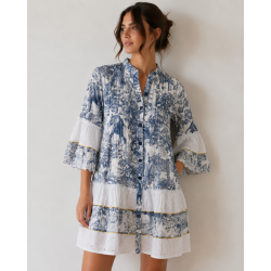 Kaftano Fantasia Blue Alessia Massimo VE4804 con stampa blu e bianca e dettagli in pizzo sangallo