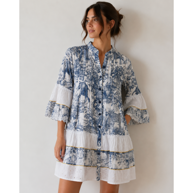 Kaftano Fantasia Blue Alessia Massimo VE4804 con stampa blu e bianca e dettagli in pizzo sangallo